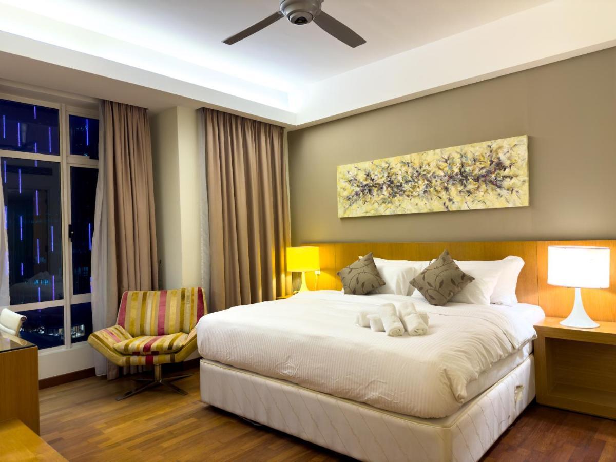 Klcc Suites By Nhb Kuala Lumpur Exterior foto